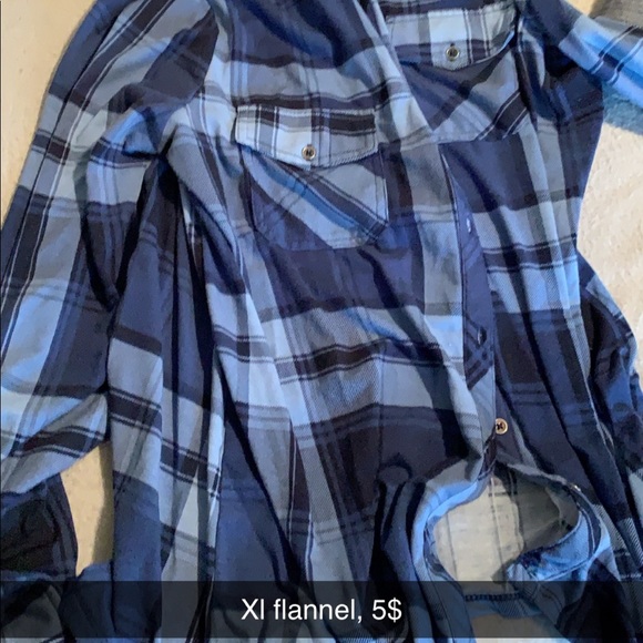 Clothes - Picture 6 of 8